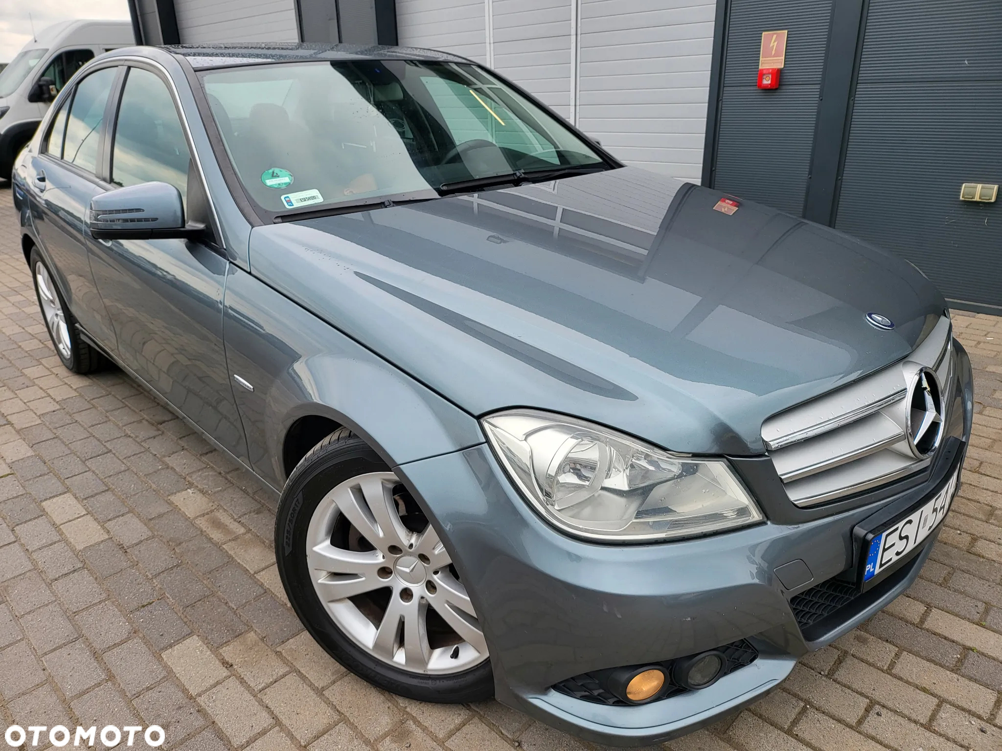 Mercedes-Benz Klasa C 220 CDI BlueEff Edition Elegance - 19
