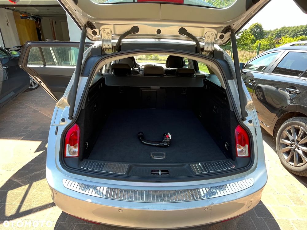 Opel Insignia 2.0 CDTI - 24