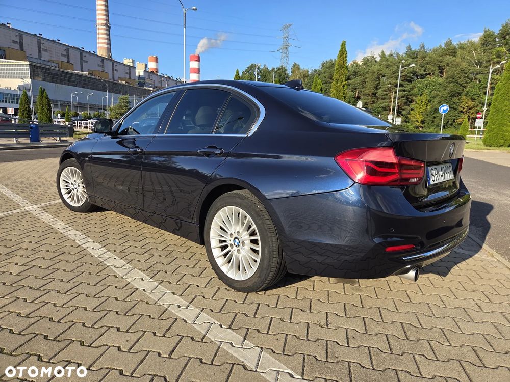 BMW Seria 3 318i - 30