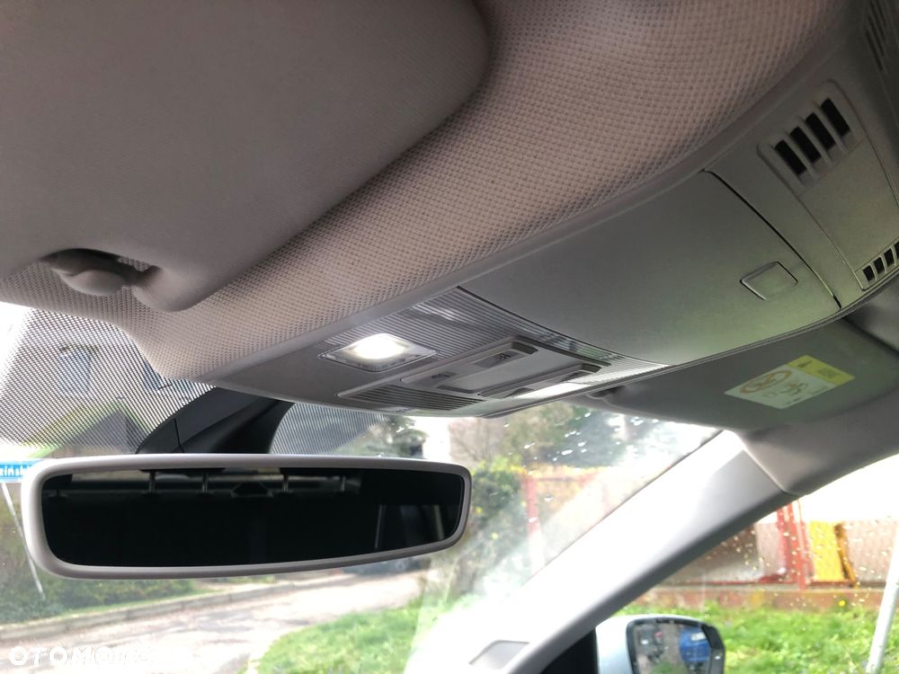 Volkswagen Polo - 38