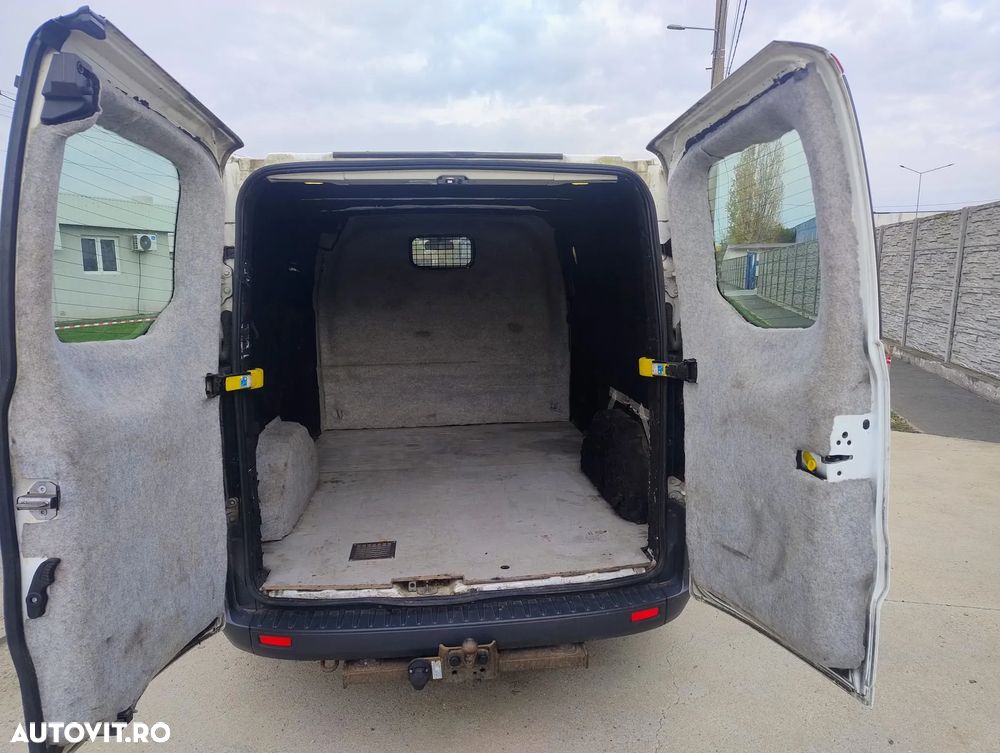 Ford Transit Custom - 8