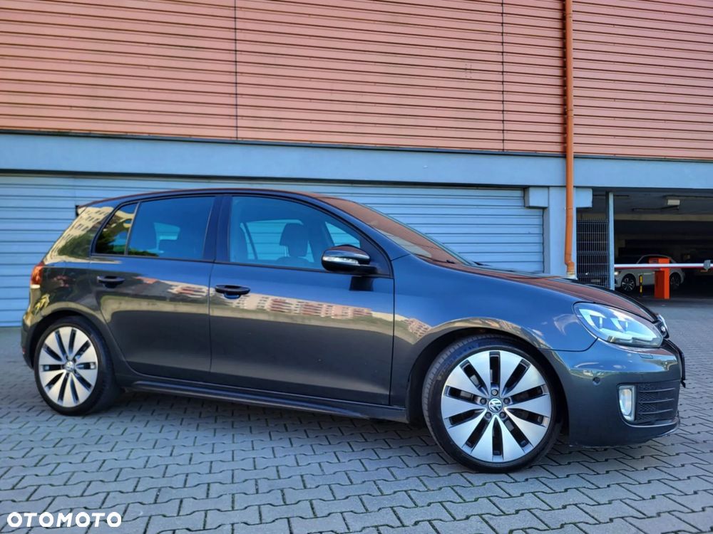 Volkswagen Golf 2.0 TDI DPF DSG GTD - 13