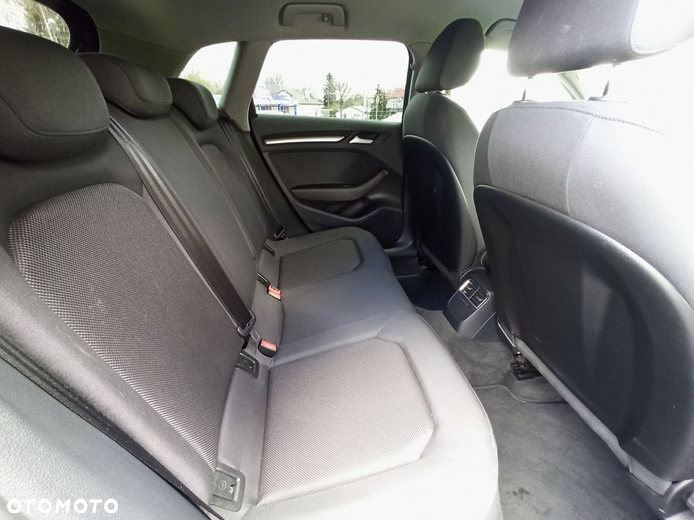 Audi A3 Sportback - 10