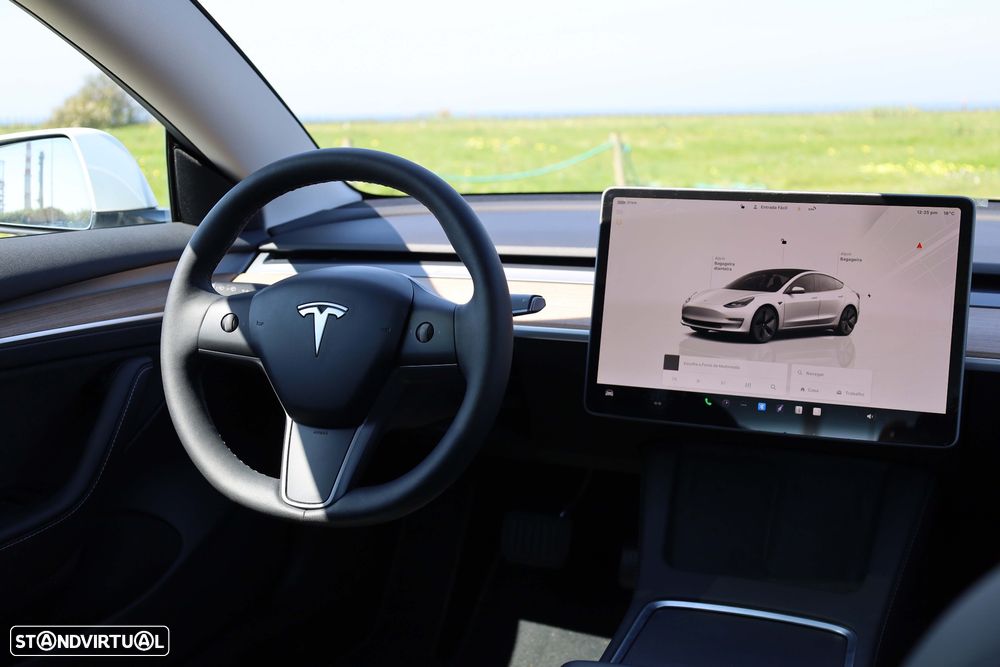 Tesla Model 3 Tração Traseira Standard - 13