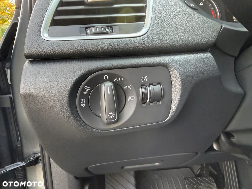 Audi Q3 2.0 TDI Quattro S tronic - 14