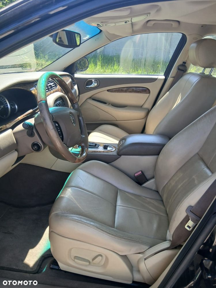 Jaguar S-Type 3.0 V6 Executive - 10