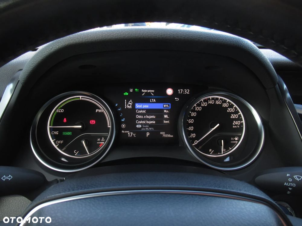 Toyota Camry 2.5 Hybrid Prestige CVT - 32