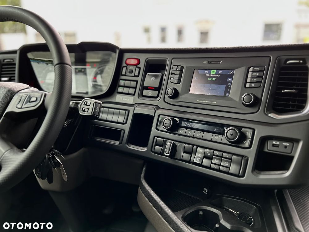 Scania S450 KLIMA POST. | WIRTUALNY KOKPIT | 1.400 L | KONTRAKT SERWISOWY | LEDY | STOLIK - 30