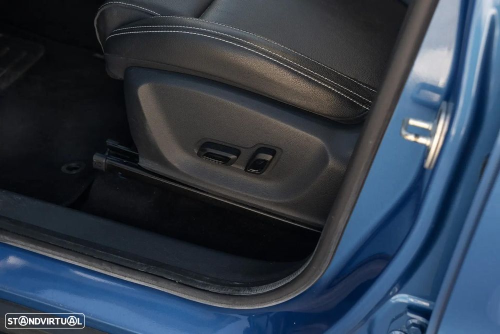 MG ZS EV 44.5 kWh Luxury - 22