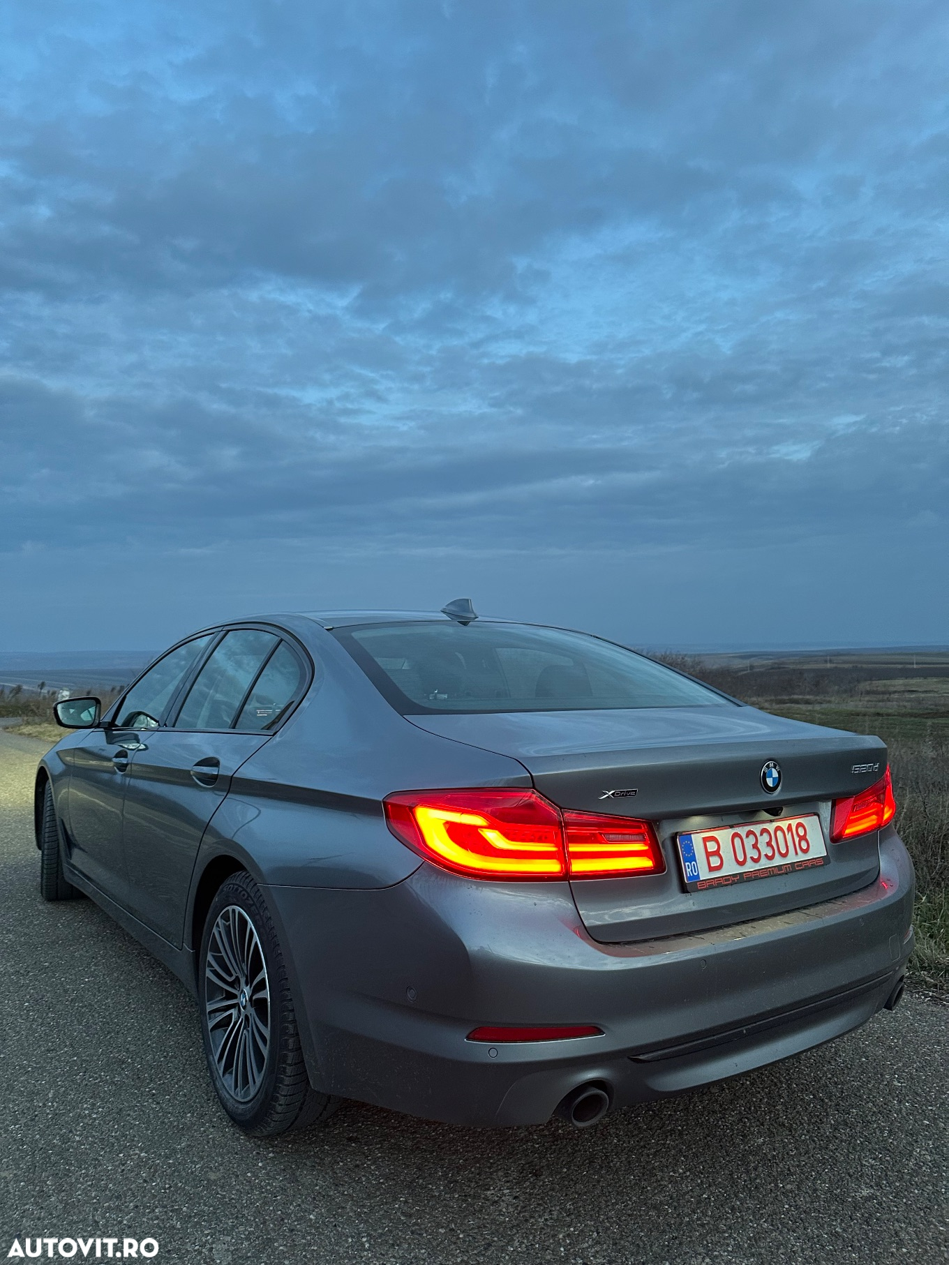 BMW Seria 5 520d xDrive Aut. Sport Line - 7