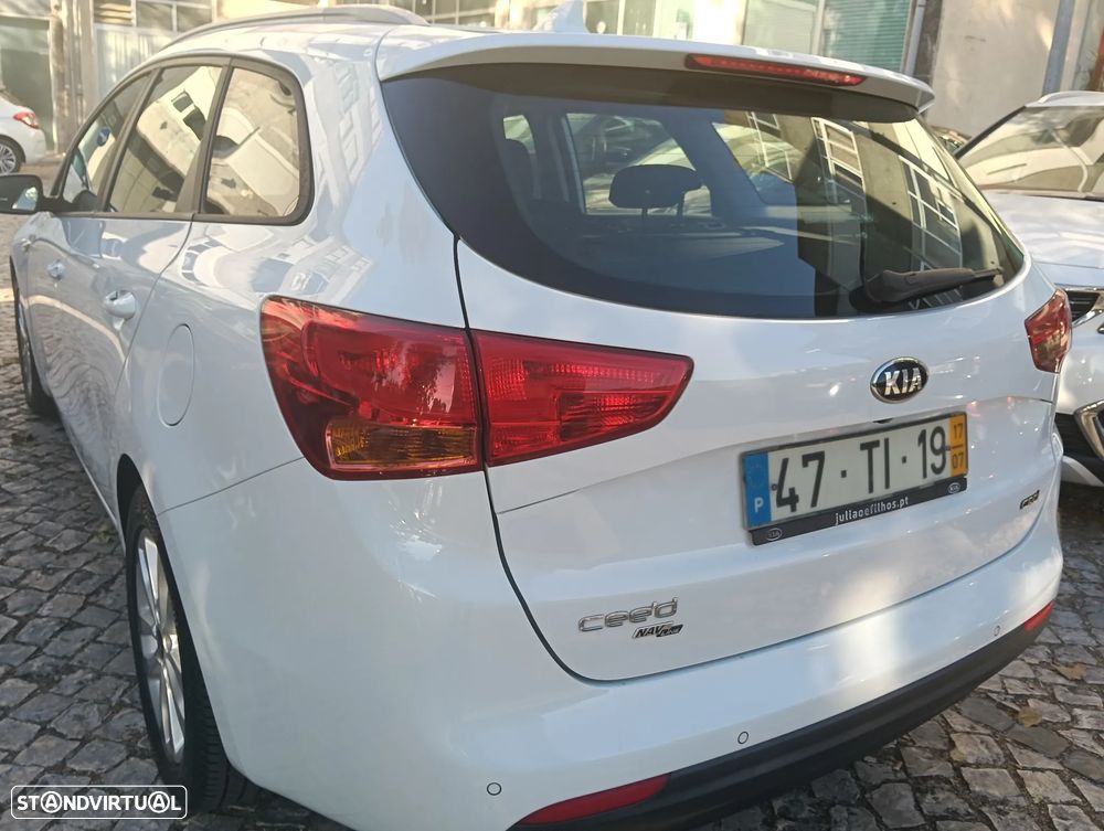 Kia Ceed SW 1.4 CRDi Nav Line - 4