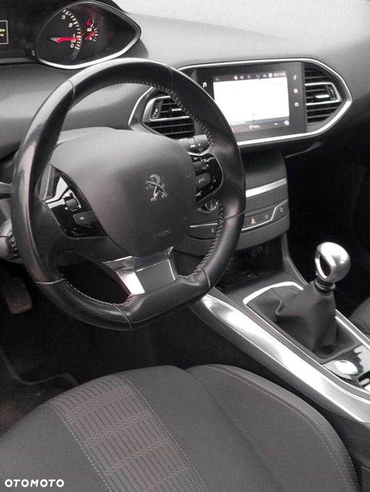 Peugeot 308 PureTech 130 Stop & Start Allure - 9