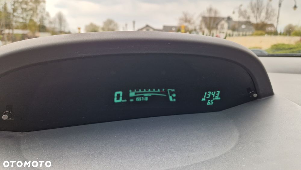 Toyota Yaris 1.0 VVT-i Luna - 32