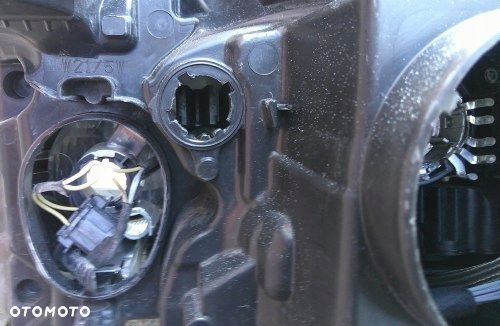 RENAULT LAGUNA III LIFT 10 XENON PRAWA PRZEDNIA LAMPA ORYGINAŁ 260105295R - 12