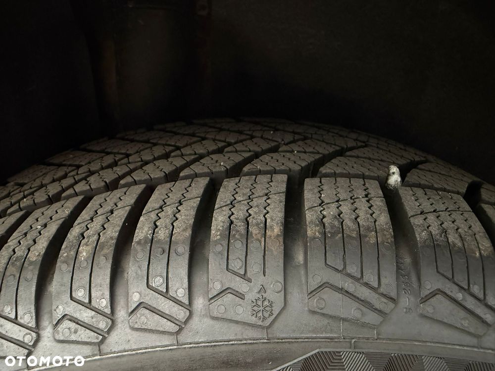 Volkswagen Touran 2.0 TDI SCR DSG Comfortline - 32