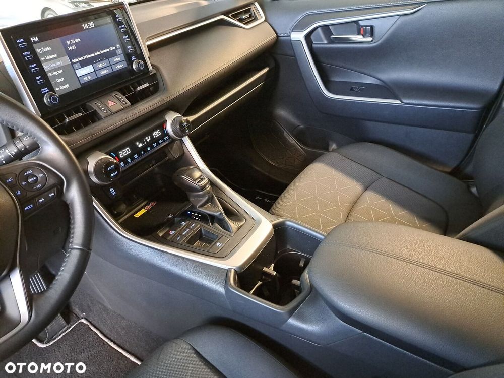 Toyota RAV4 - 28