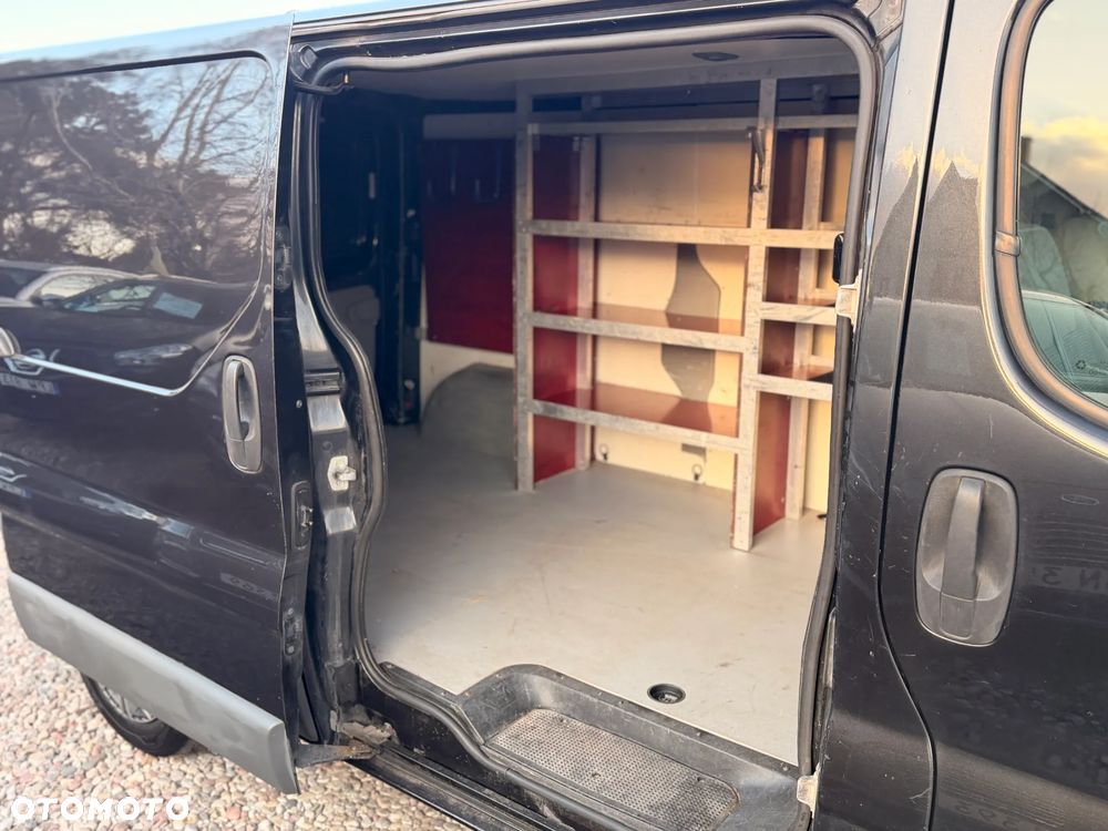 Opel Vivaro - 20