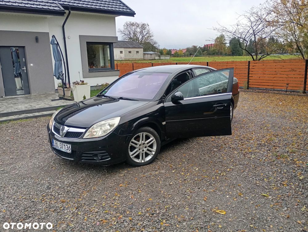 Opel Vectra 1.9 CDTI Sport/GTS - 1