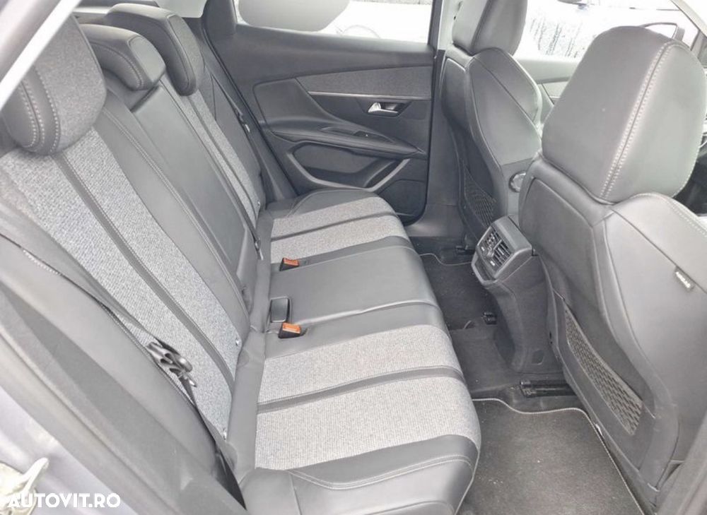Peugeot 3008 - 10