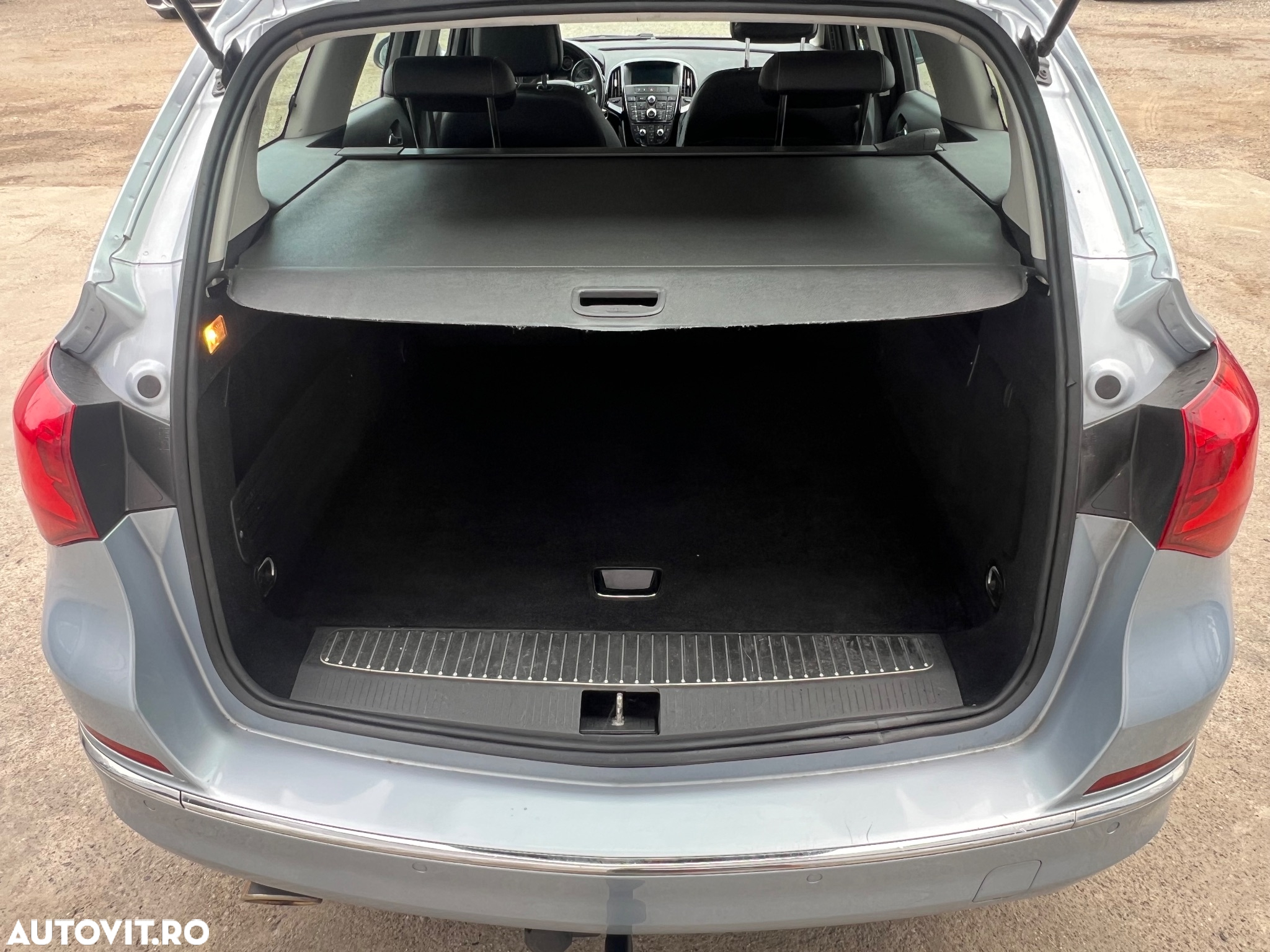 Opel Astra 1.4 Turbo Cosmo - 24