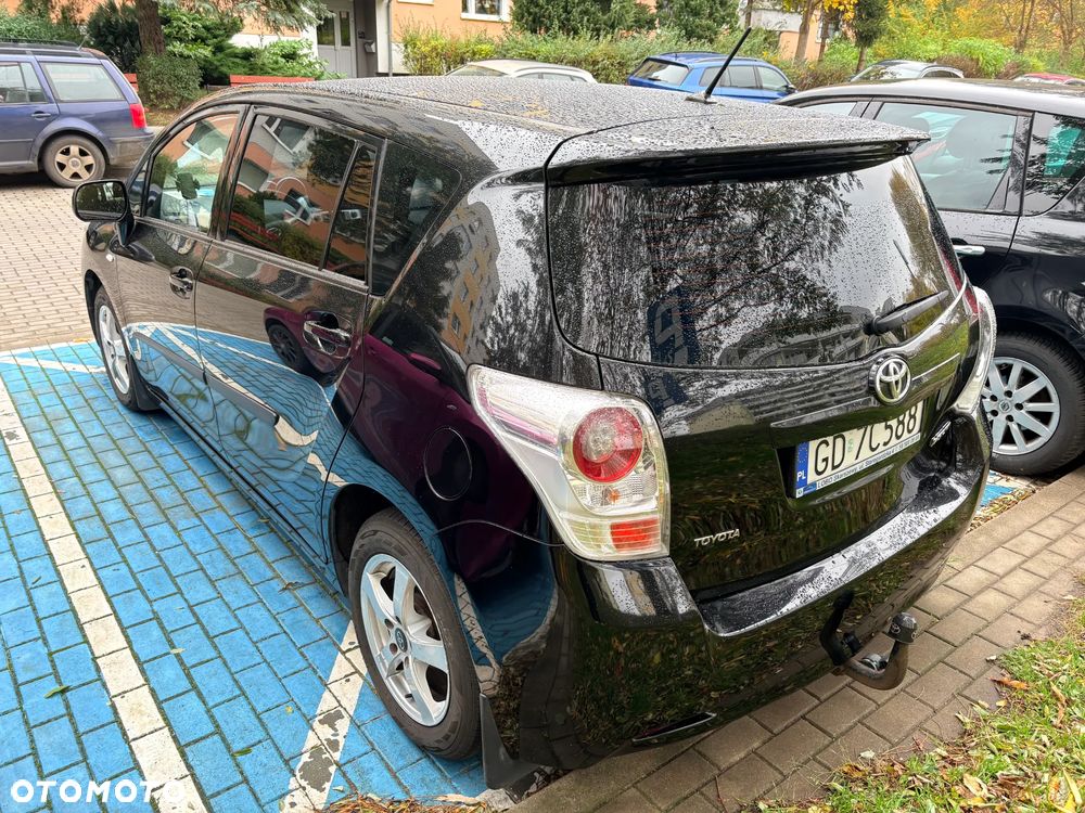 Toyota Verso 1.6 Luna - 4