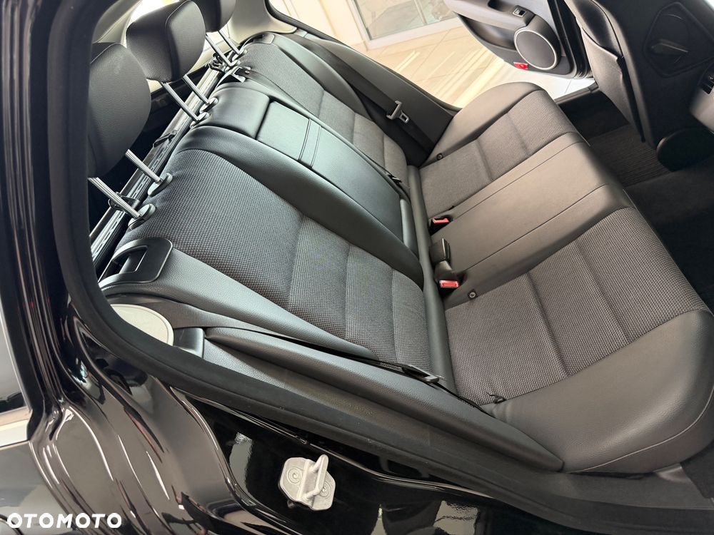 Mercedes-Benz Klasa C 280 4Matic Automatik Avantgarde - 21