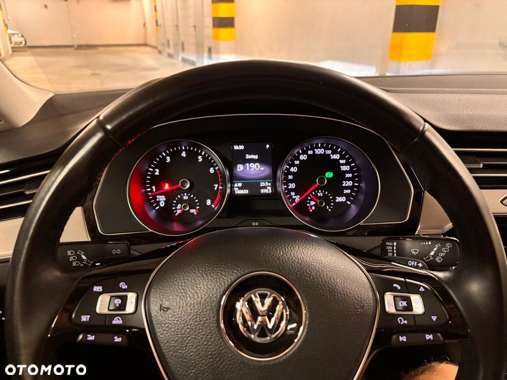 Volkswagen Passat Variant 1.4 TSI BMT ACT Highline DSG - 10