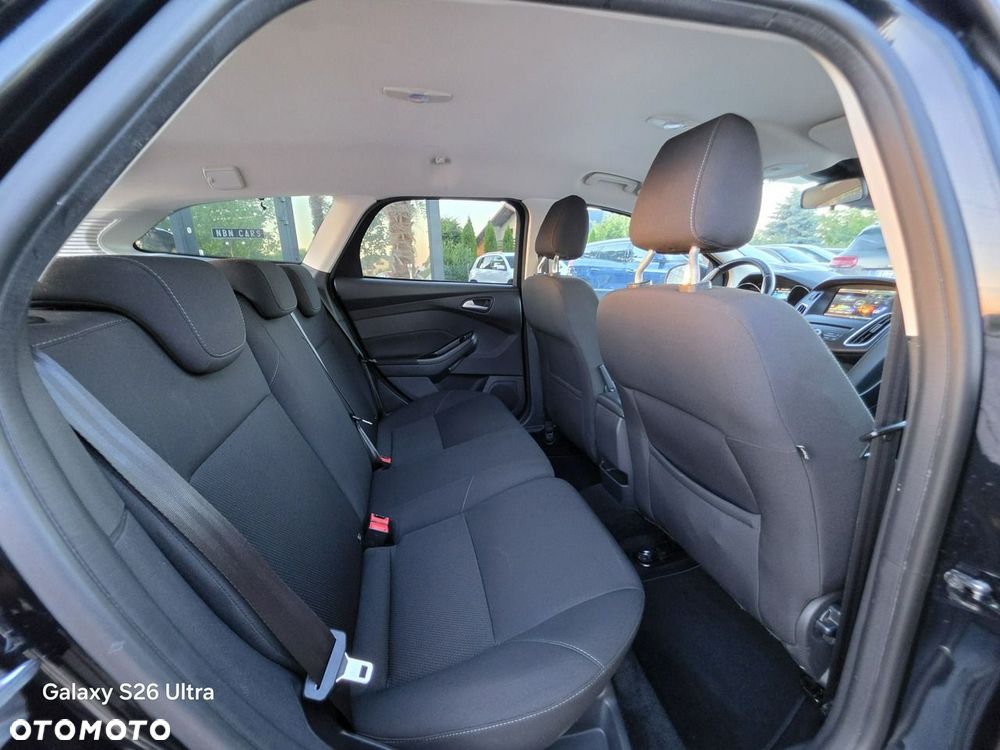Ford Focus - 33