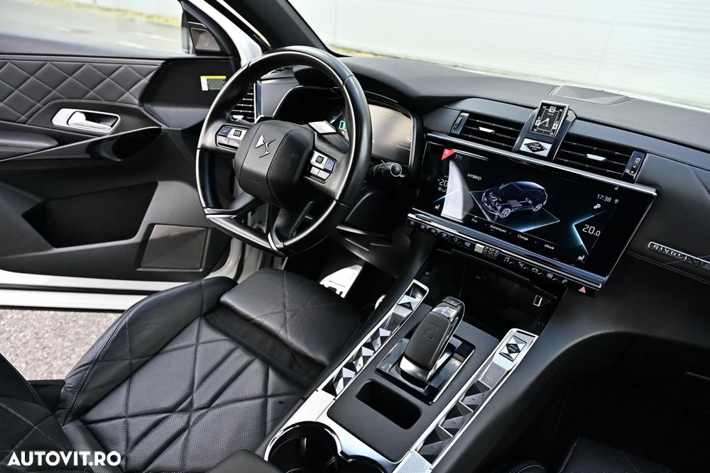 DS Automobiles DS 7 Crossback 4x4 300 RIVOLI - 9