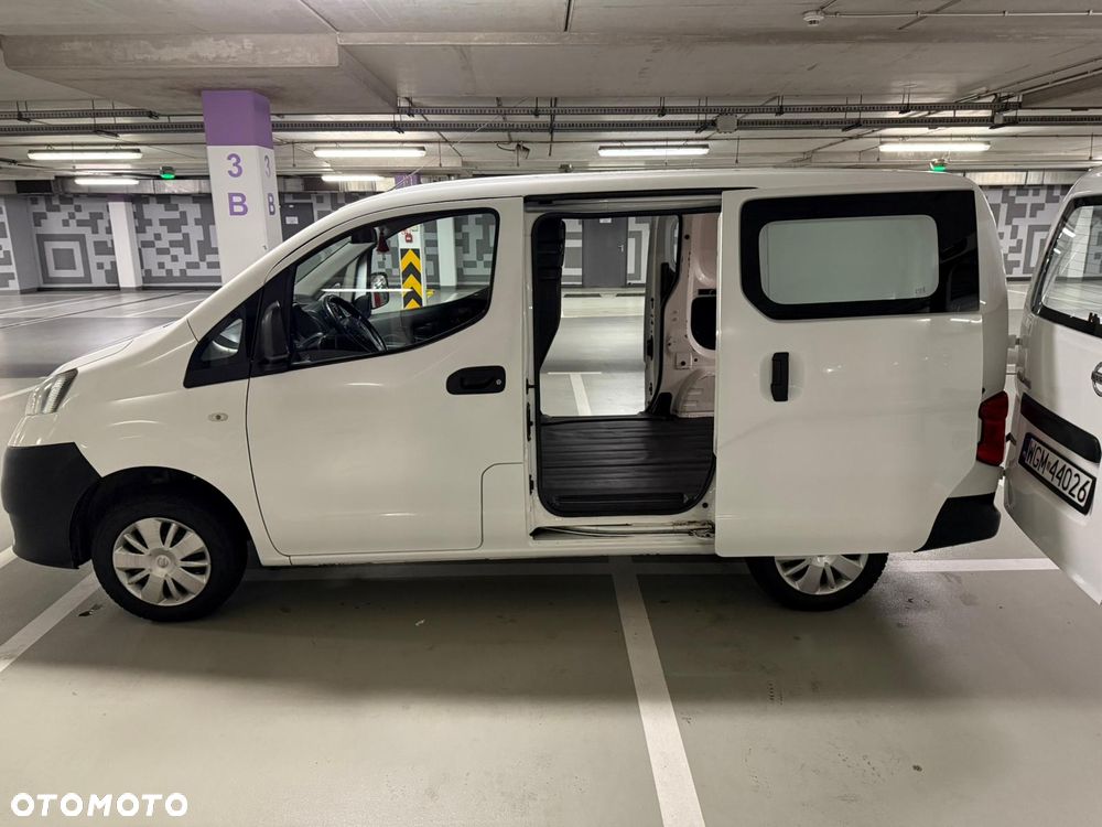Nissan NV200 - 12