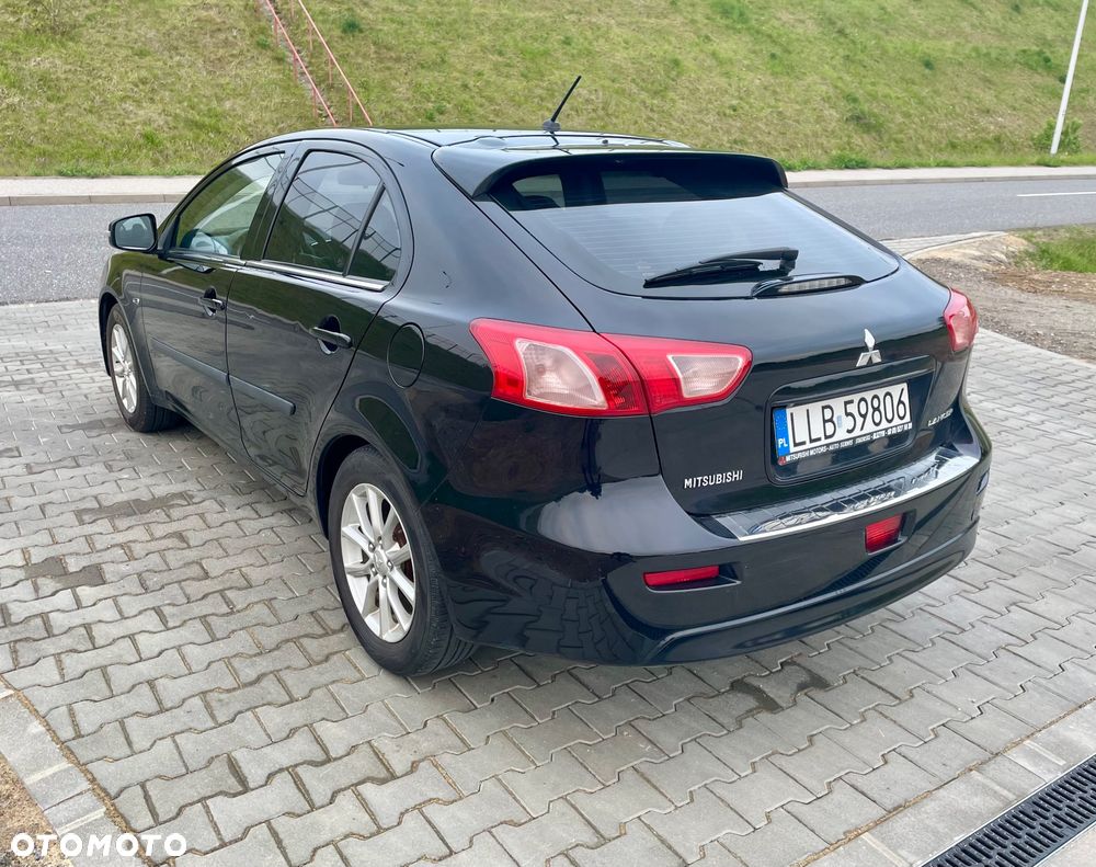 Mitsubishi Lancer 1.6 Inform - 6