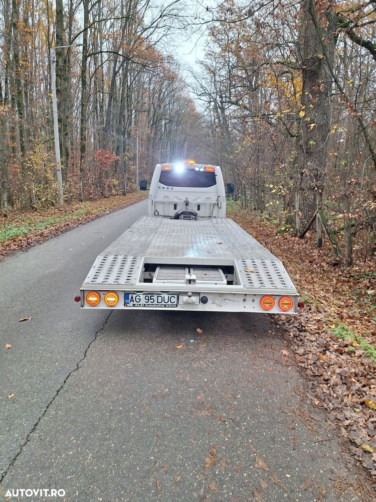 Volkswagen Transporter - 2