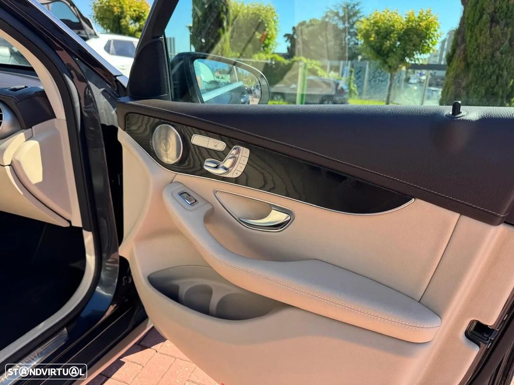 Mercedes-Benz GLC 300 de 4Matic 9G-TRONIC Exclusive - 26