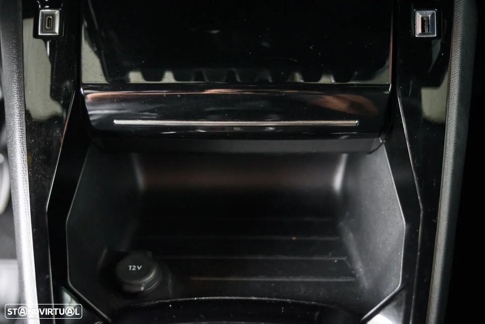 Peugeot 2008 - 36