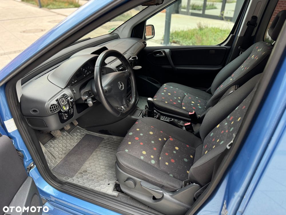 Mercedes-Benz Vaneo 1.6 Family Plus - 11