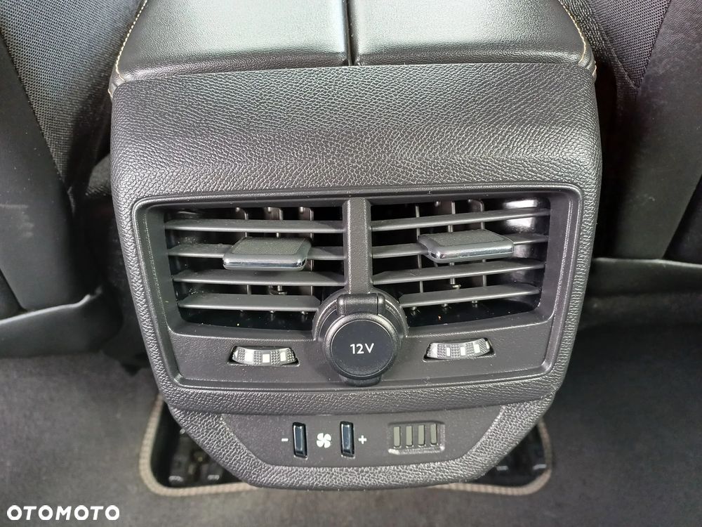 Peugeot 5008 2.0 BlueHDI GT S&S EAT8 - 21