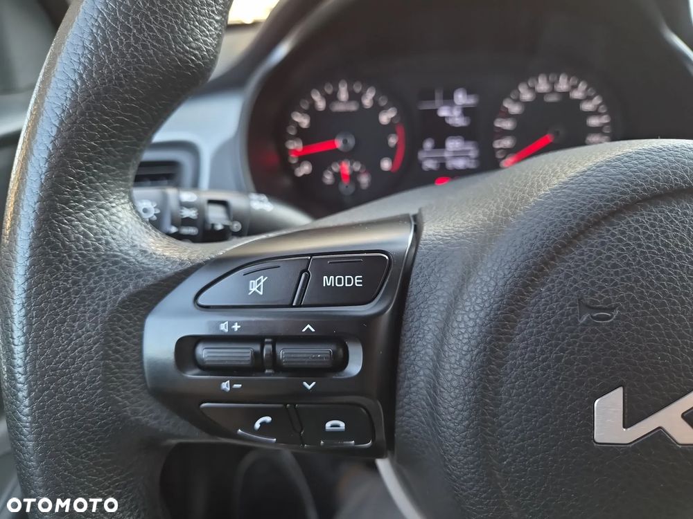 Kia Rio 1.2 M - 16