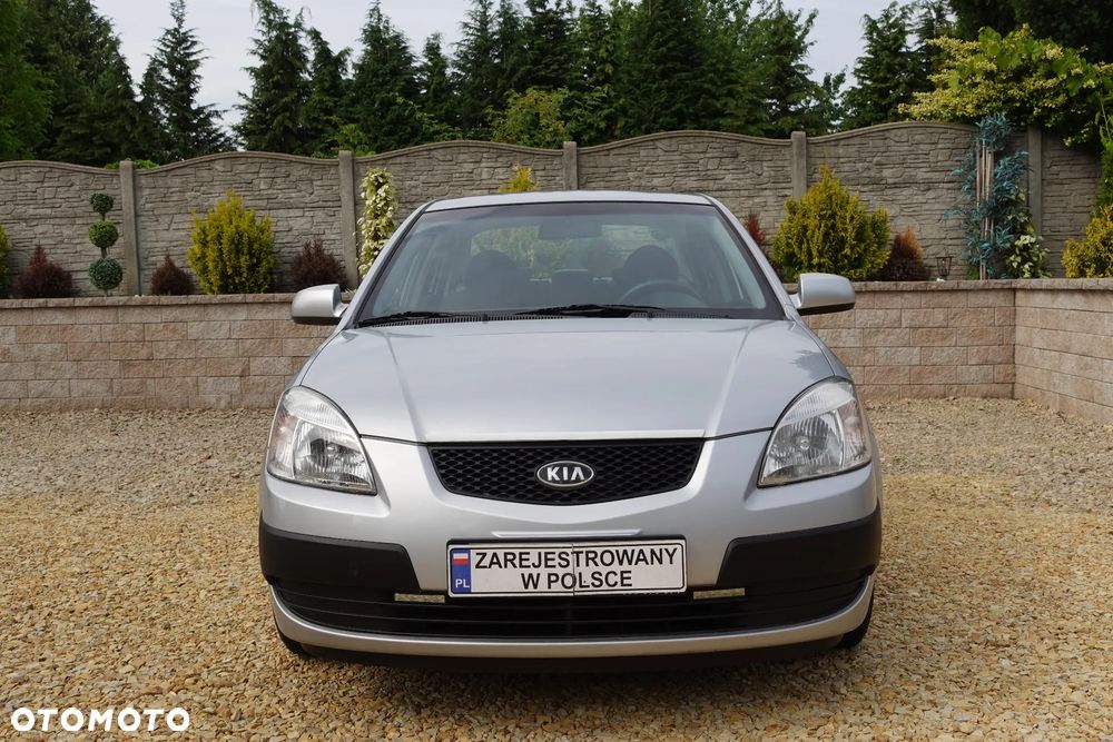 Kia Rio - 13