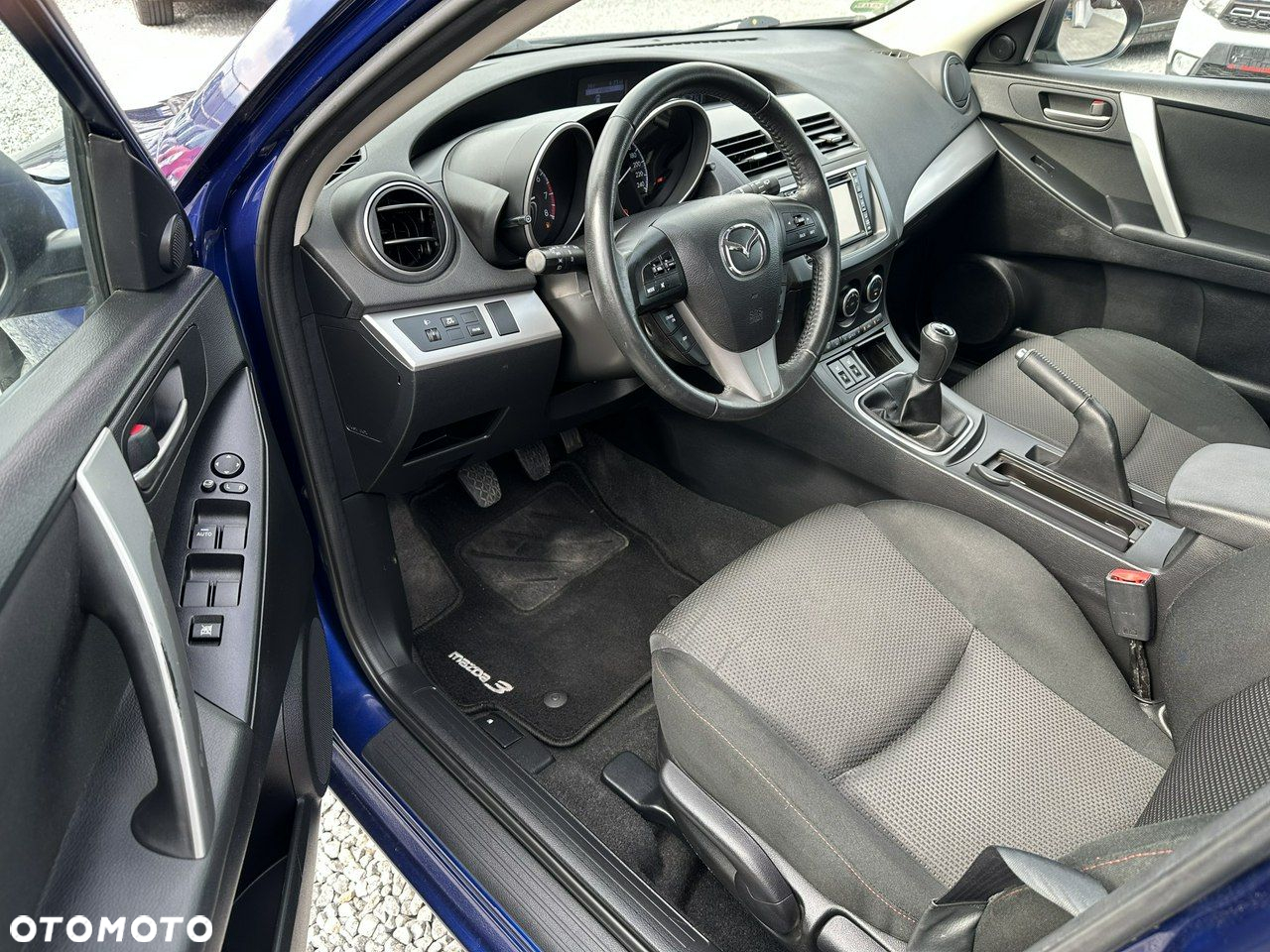 Mazda 3 - 6