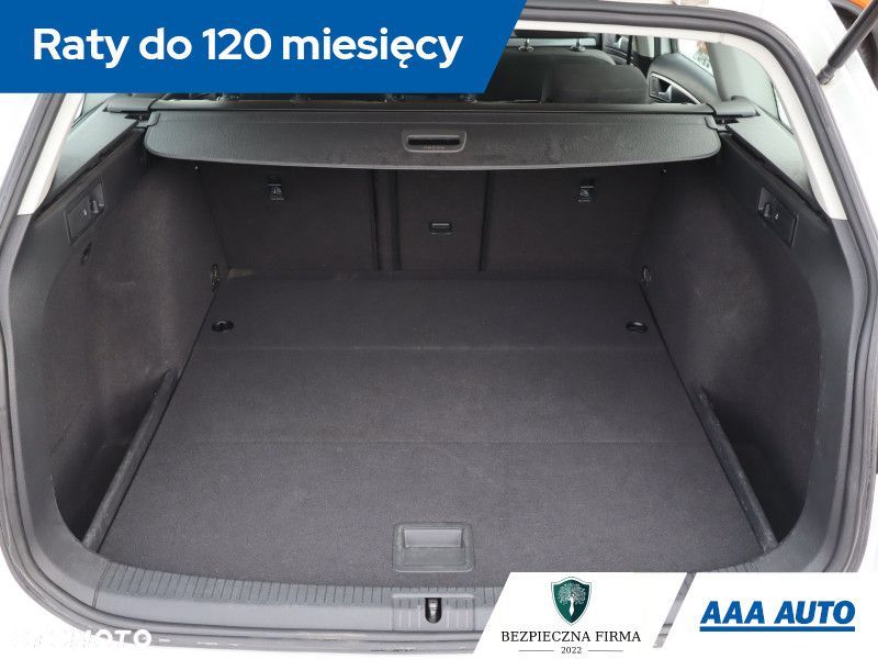 Volkswagen Golf Variant - 16