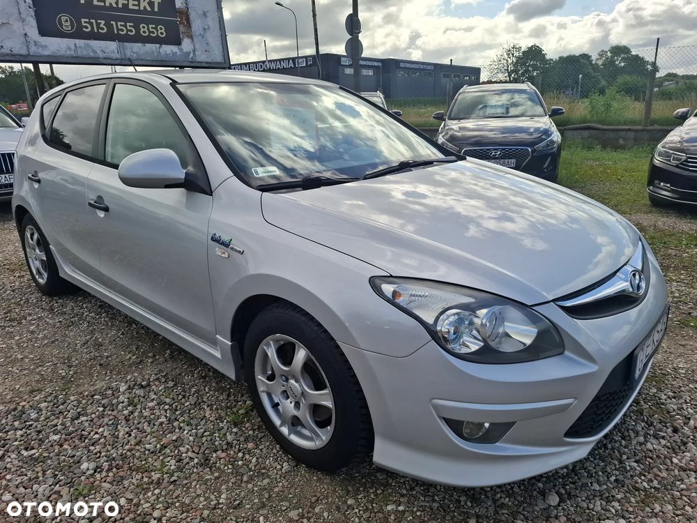 Hyundai i30 1.6 CRDi Comfort EU5 - 2
