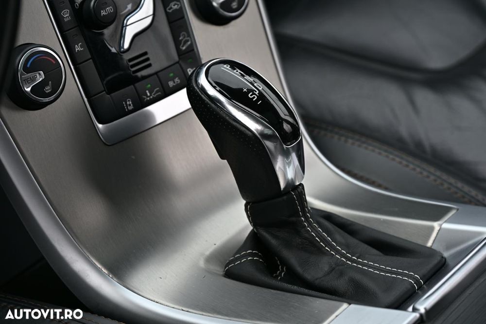 Volvo XC 60 - 27