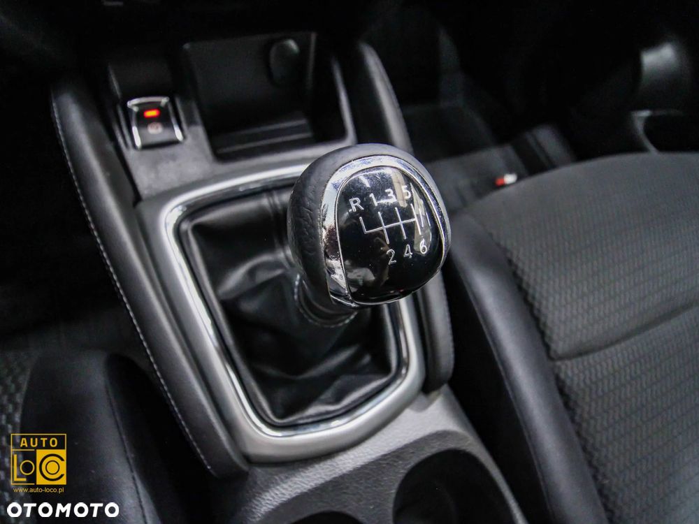 Nissan Qashqai 1.2 DIG-T N-Vision EU6 - 23