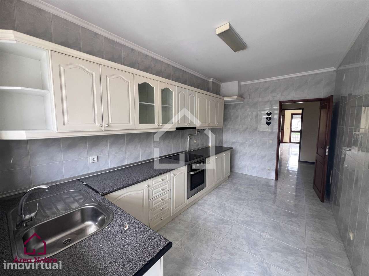 Apartamento T2 Arrendamento em São João da Madeira,São João da Madeira - Grande imagem: 2/23
