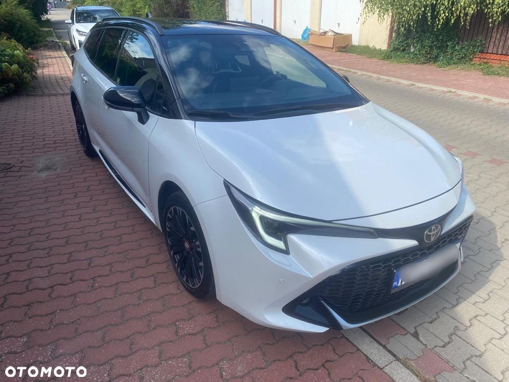 Toyota Corolla 1.8 Hybrid GR Sport - 1
