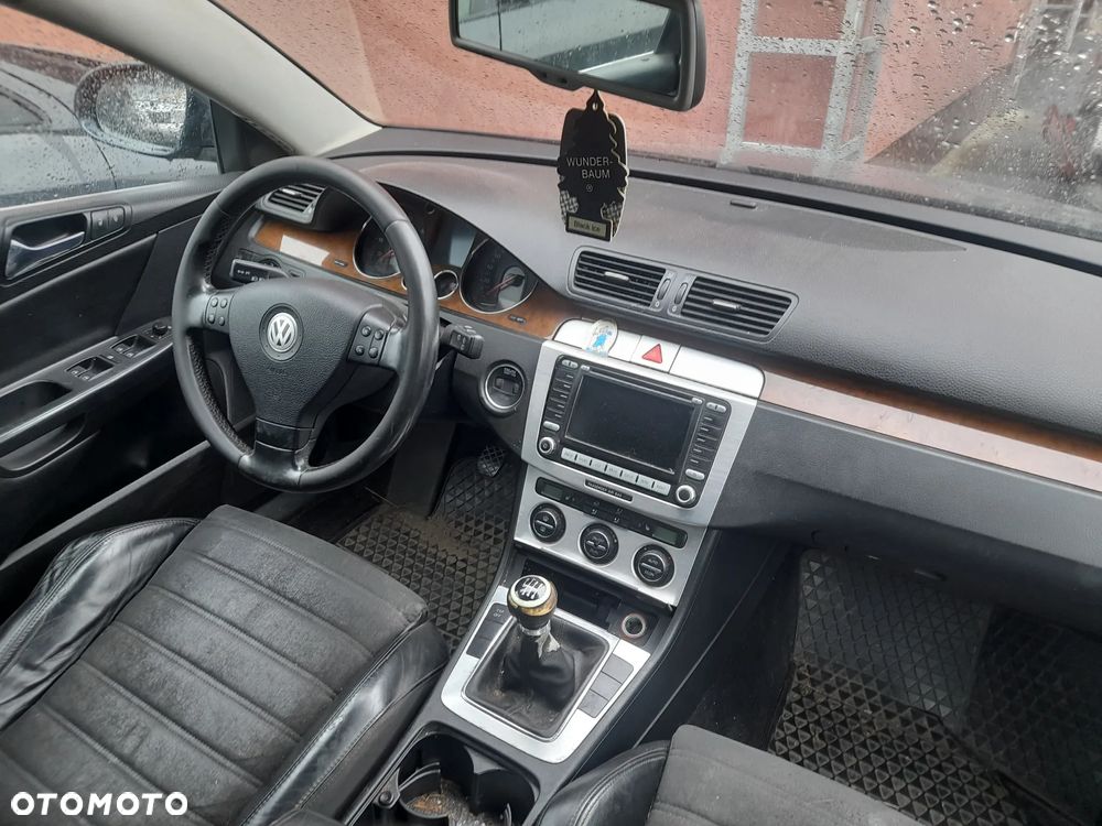 VW PASSAT B6 2.0 TDI BKP 05-09r - RADIO RADIOODTWARZACZ NAVI - 22