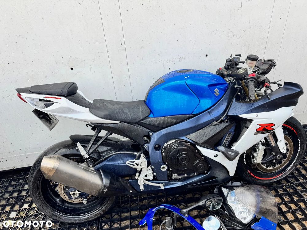 Suzuki GSX-R - 3
