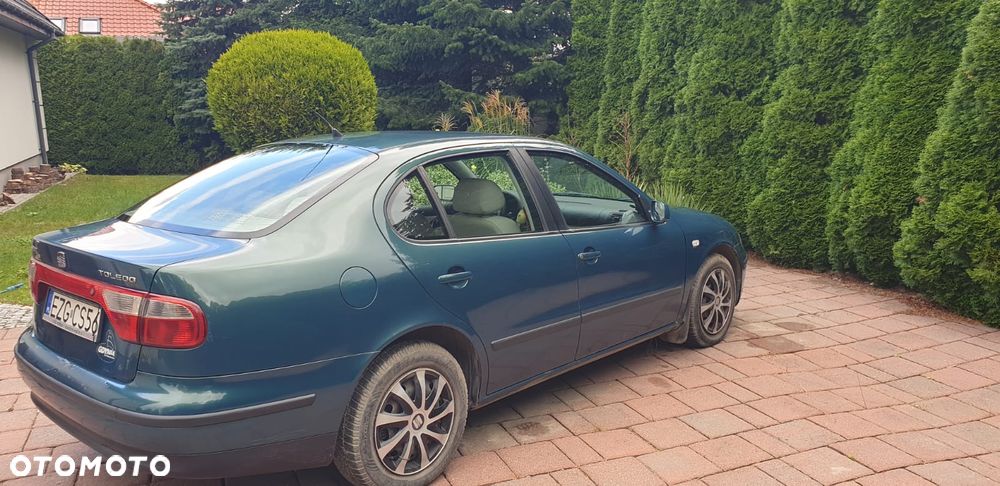 Seat Toledo ver-1-6-stella - 4