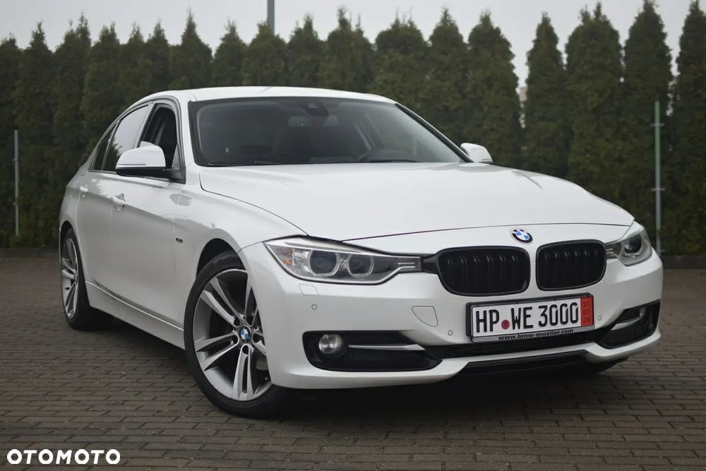 BMW Seria 3 318d DPF Edition Sport - 13