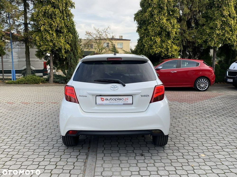 Toyota Yaris - 7